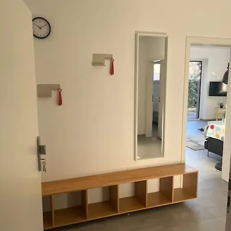 Chice Moderne Neubauwohnung Apartment *